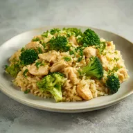 Chicken Broccoli Casserole: Creamy and Golden