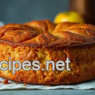 Classic Easy Apple Cake Recipe &ndash; Moist, Cozy & Perfectly Spiced