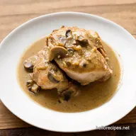 Savory Chicken Thighs with Creamy Mushroom Sauce Easy