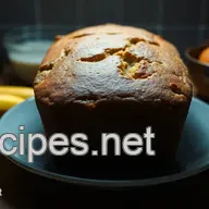 Moist & Easy Banana Bread Recipe with 2 Bananas &ndash; A Family Favourite
